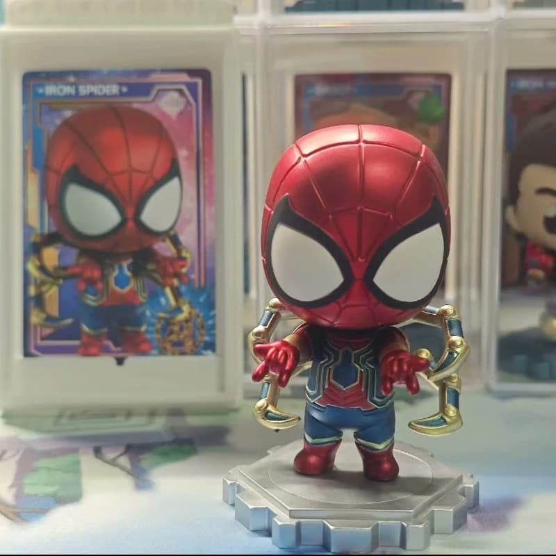HotToys Cosbi Marvel Avengers Endgame Bobble Head Blind Box Versione Confermata Action Figure da Collezione per i Fan dei Film Marvel