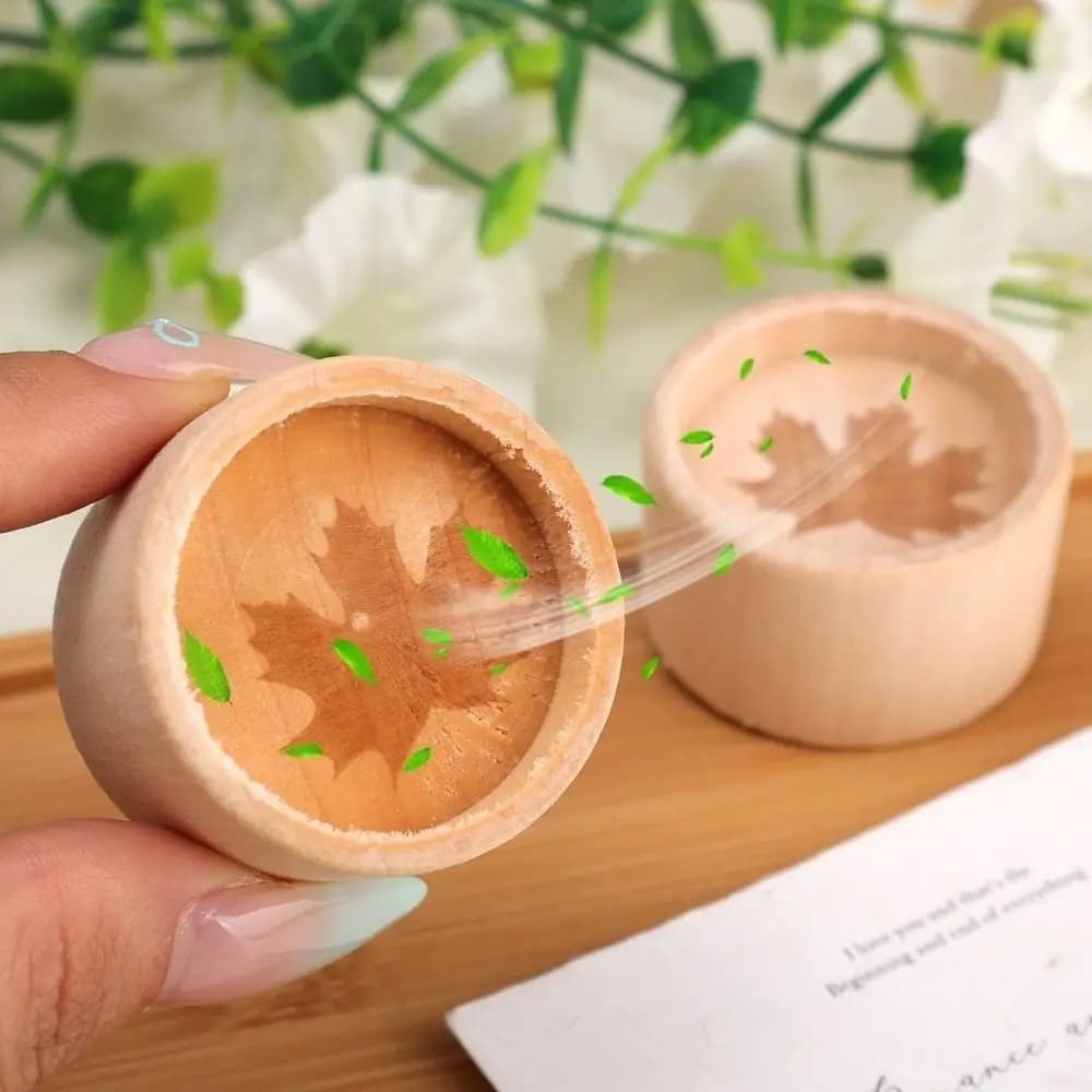 Inalatore per aromaterapia con diffusore di oli essenziali in legno con motivo a foglie d'acero in legno profumato espandito lentamente volatile
