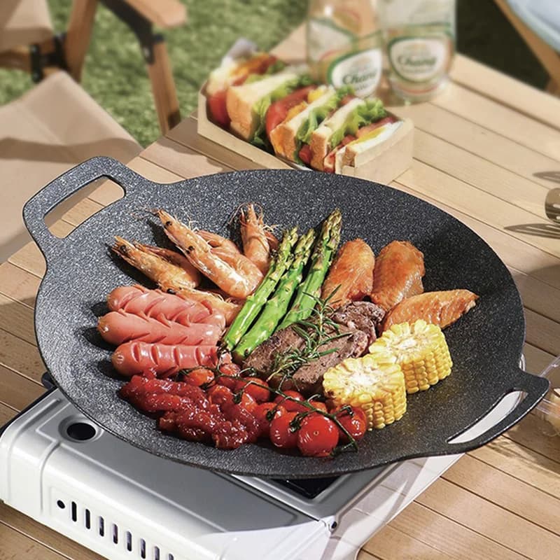 BBQ Cooking Plate Integrated in PFOA Die Casting, Uniform Heating, Easy to Clean, Portable for BBQ enthusiasts, Suitable for All Stoves