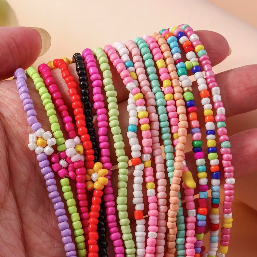 Aihua Handmade Colorful Beaded Flower Necklace for Women Friendship Necklace for Kids Ethnic Gifts for Beach Party