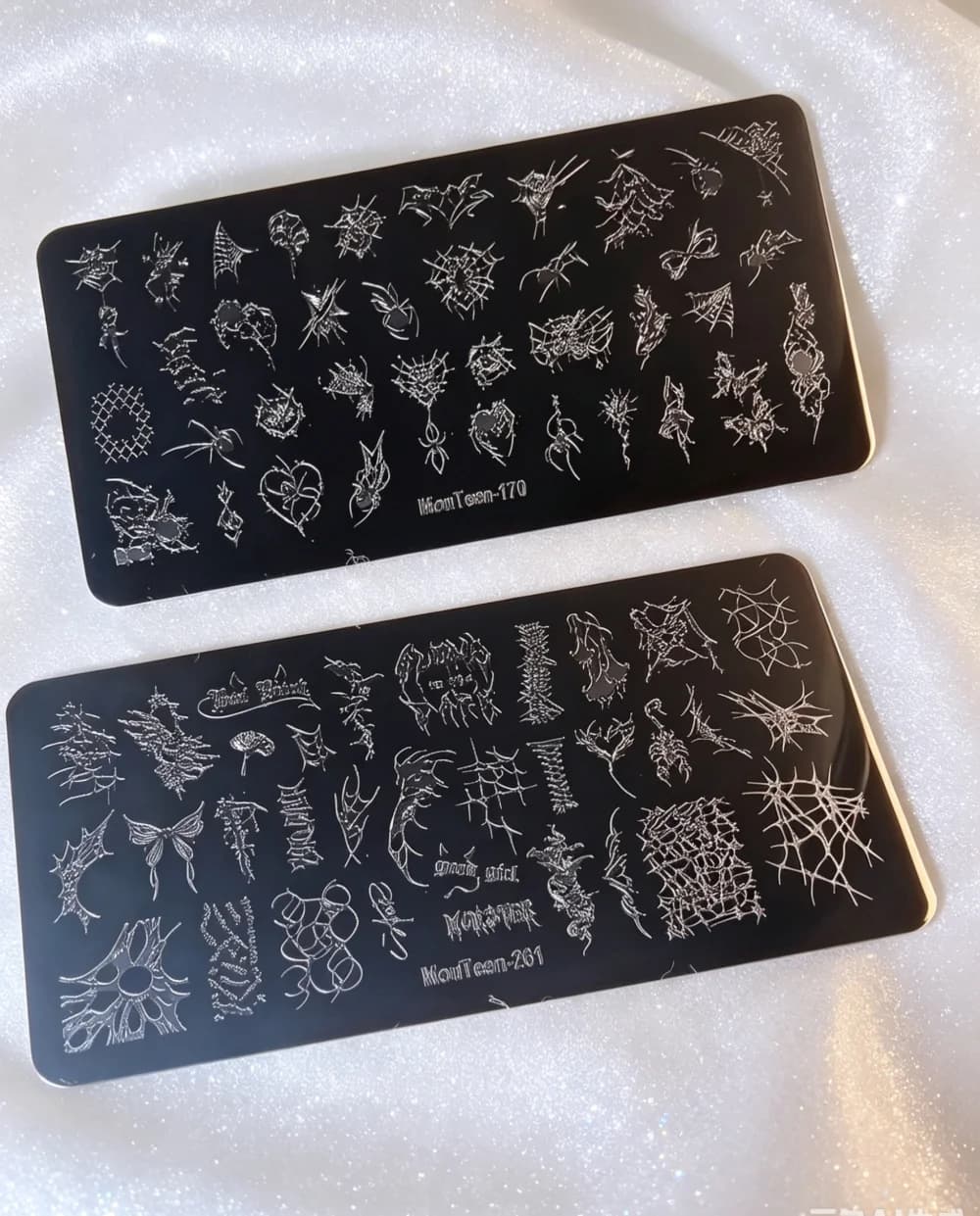 2Pcs/Set Dark Grunge Mesh Spider Web Nail Stamp Plate Broken Net Thorn Vine Abstract Line Nail Stencil Stamping Plate #173261