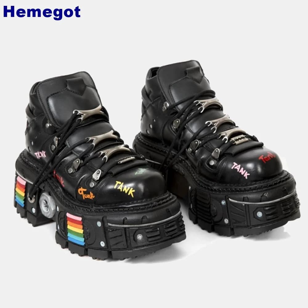Stivaletti con Plateau e Borchie Metalliche 2026 Nuovi Stivali Punk Street Rock con Lacci Neri Sportivi Casual Moda Scarpe da Donna
