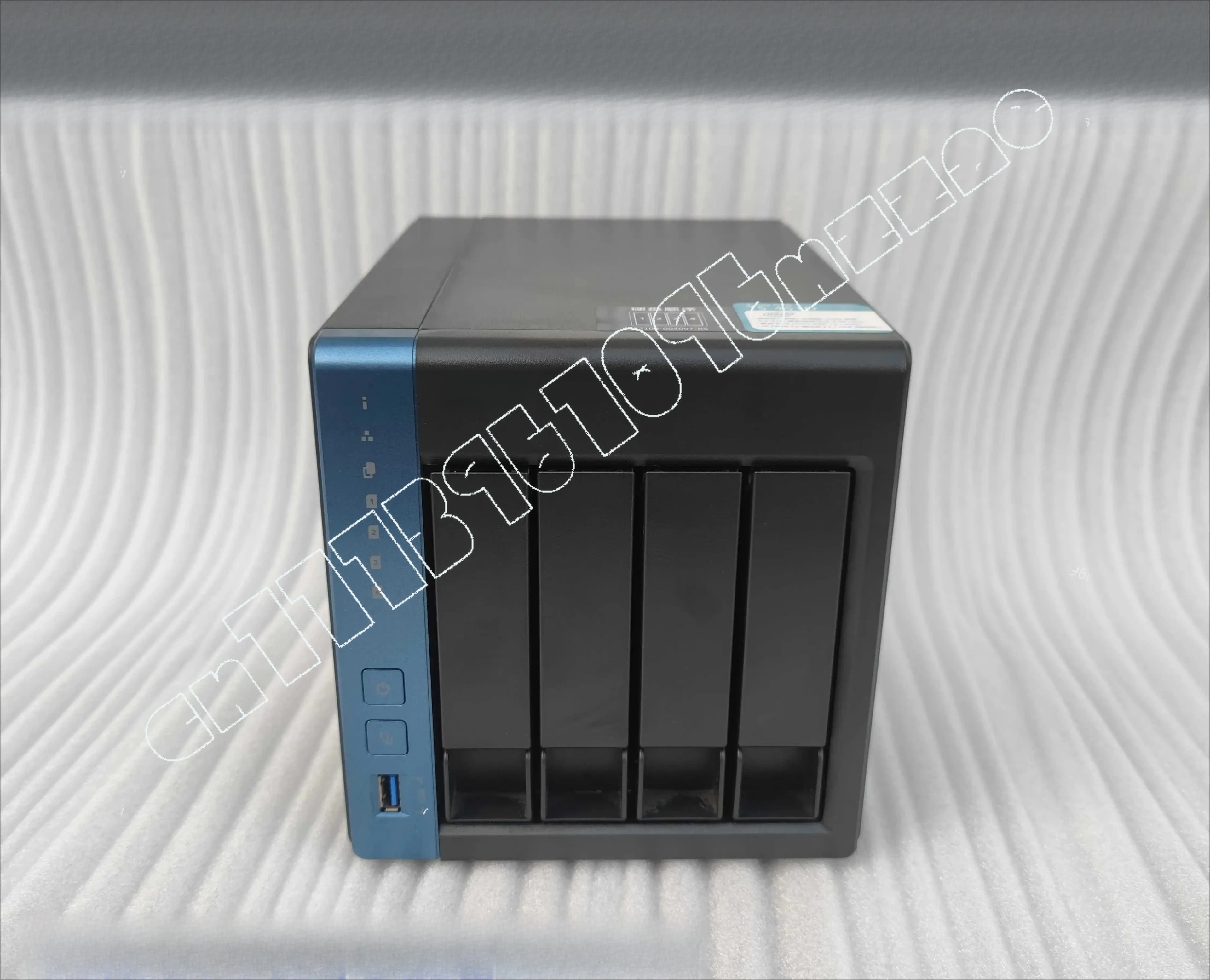 TS-451D NAS a 4 bit, Storage di Rete, Cloud Disk Personale/Enterprise, 4K J4025, Usato, Non Nuovo di Zecca