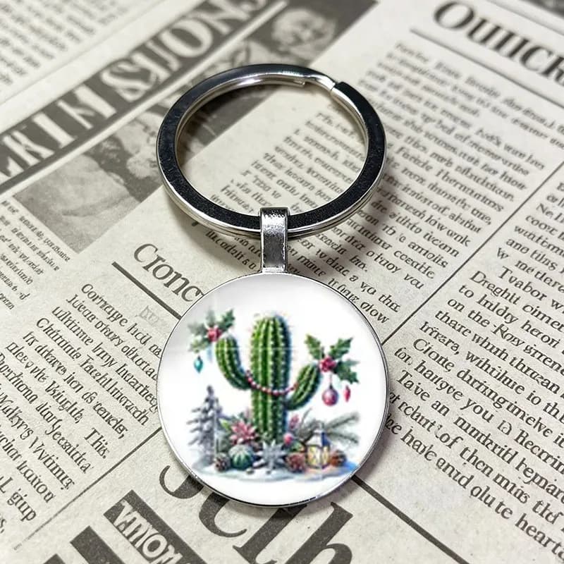Popular Western Xmas Saguaro Light Ornament Round Print Key Ring Charm Decorated Cactus Glass Cabochon Keychain Pendant