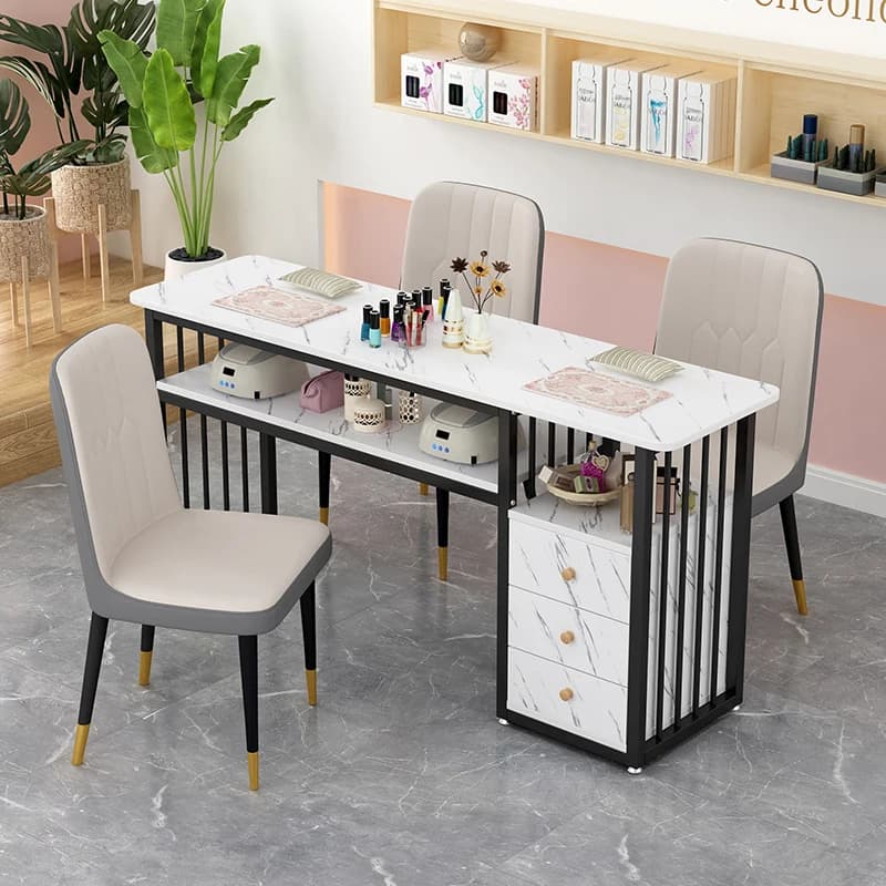 Tavolo Trendy Glamour Classico Gambe in metallo Manicure Tavolo per unghie professionale moderno Mobili per salone di lusso nordici Mesa Manicura