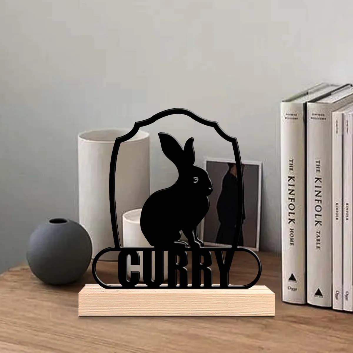 1pc Personalized Metal Artwork Customizable Content Equipped with Wooden Base Room Decorations, Bar Counter Decorations