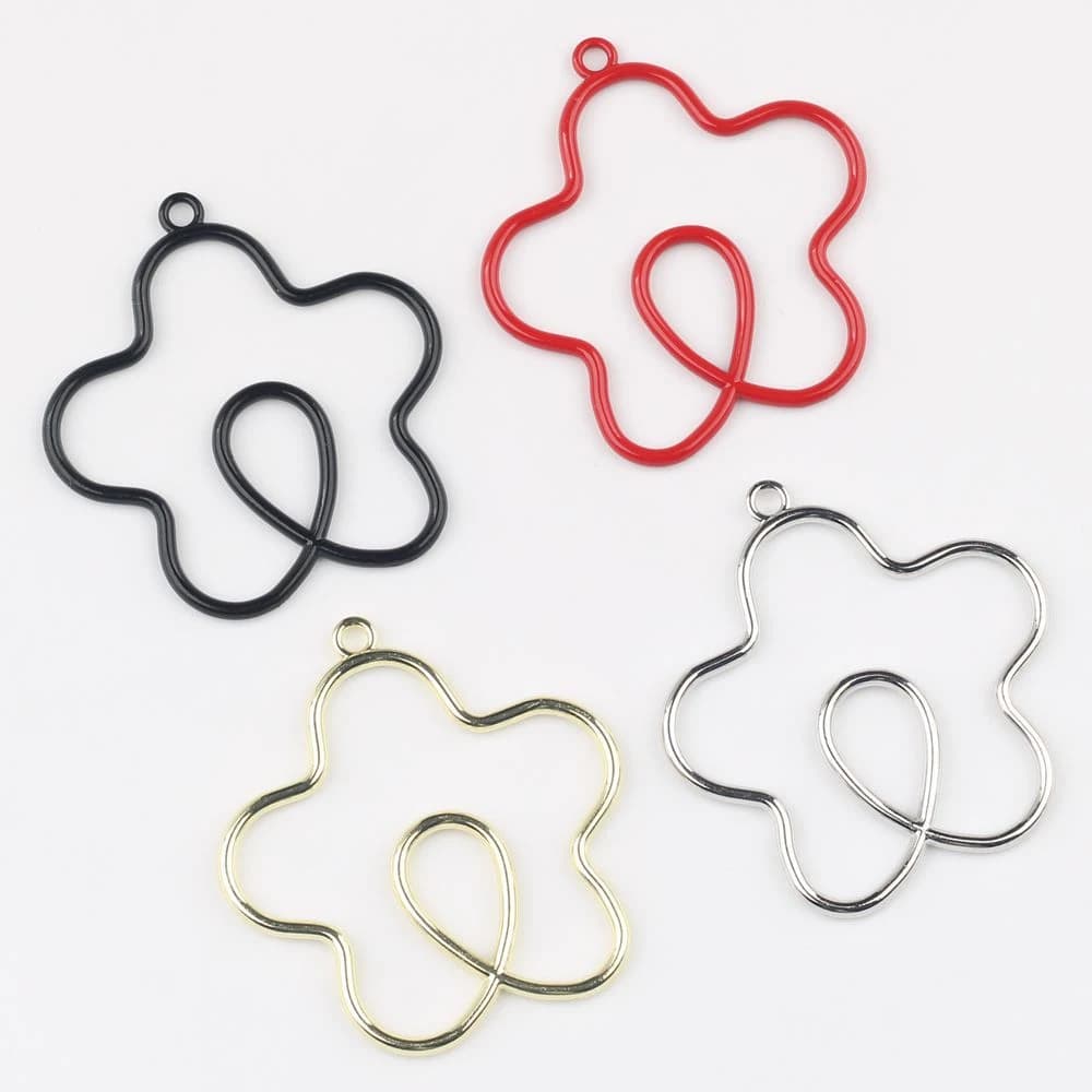 10 pezzi di moda semplice ciondolo a forma di fiore cavo fai da te gioielli fatti a mano che creano accessori orecchini collana braccialetto ciondoli regali