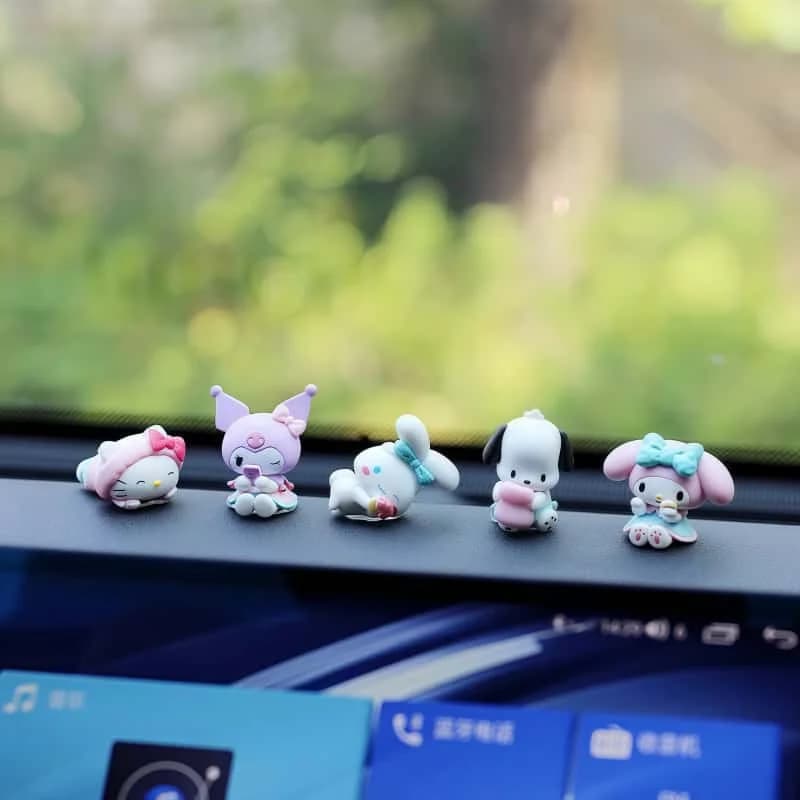 Sanrio Car Jewelry Car Ornaments Kuromi Cartoon Cute Center Console Screen Monitor Decoration Doll Dolls Small Ornaments