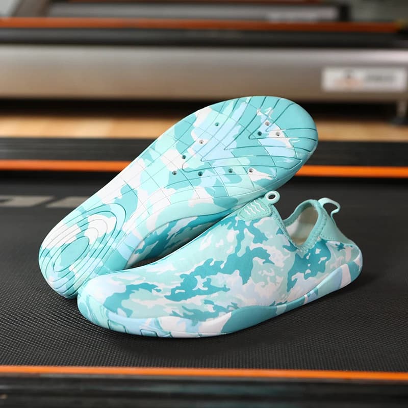 Scarpe da acqua da donna per uomo di vendita calde Scarpe da nuoto ultraleggere e traspiranti ad asciugatura rapida Scarpe da spiaggia antiscivolo resistenti all'usura per esterni