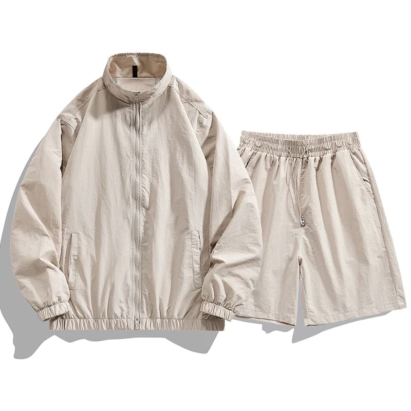 Set Sportivo Estivo da Uomo Leggero e Traspirante ad Asciugatura Rapida con Protezione Solare, Giacca Protettiva UV e Pantaloncini a Cinque Punti