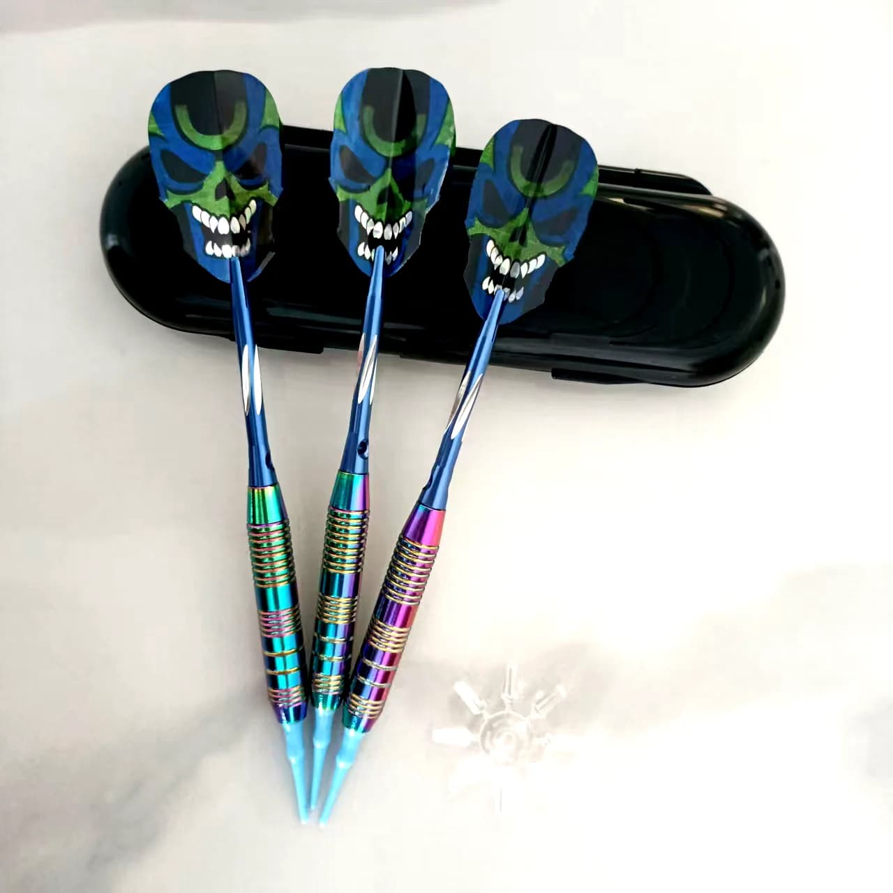 21g Soft Tip Darts Set 3 Pcs Colorful Rainbow Barrel Skull Pattern Dart Flight Professional Electronic Darts for Dartboard Game