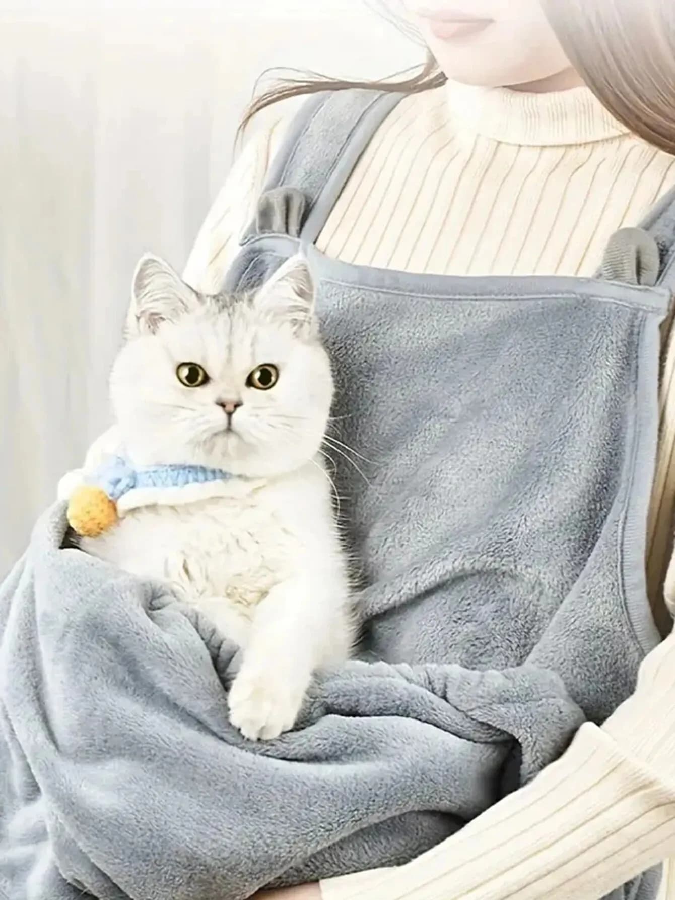 Cozy Soft Pet Chest Carrier Apron Portable Travel Bag for Small Cats Dogs Winter Outdoor Walking Rest Use