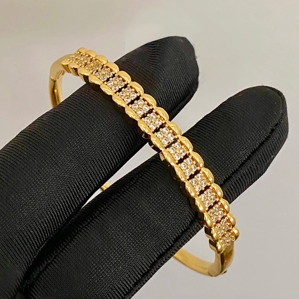 Bracciale quadrato in metallo rame con strass placcato oro Gioielli da polso alla moda vintage affascinanti Matrimonio Regalo di San Valentino