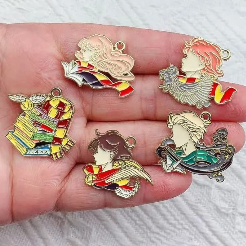 10 Pieces Pendants Anime Cartoon for Creation Jewels DIY, Necklaces, Bracelets, Keyrings, Pendants in Alloy Metallic Gold Plated