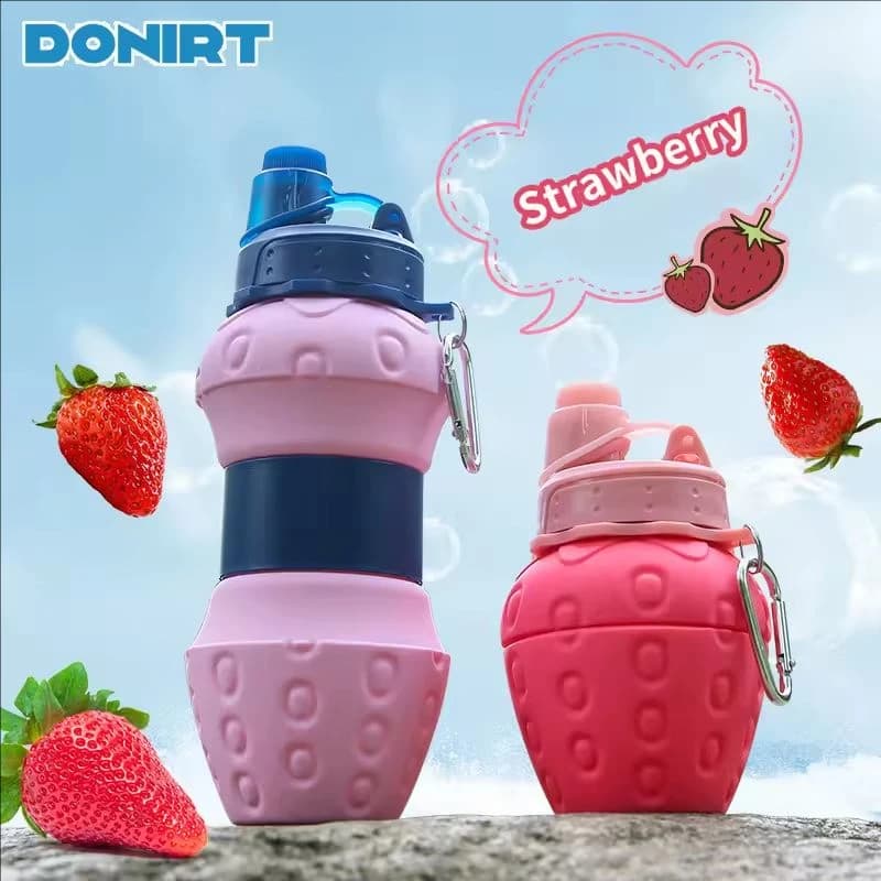 Bottiglia d'acqua sportiva portatile Bottiglia sportiva da viaggio pieghevole per bambini da 600 ml Bottiglia d'acqua a forma di fragola Tazza telescopica in silicone
