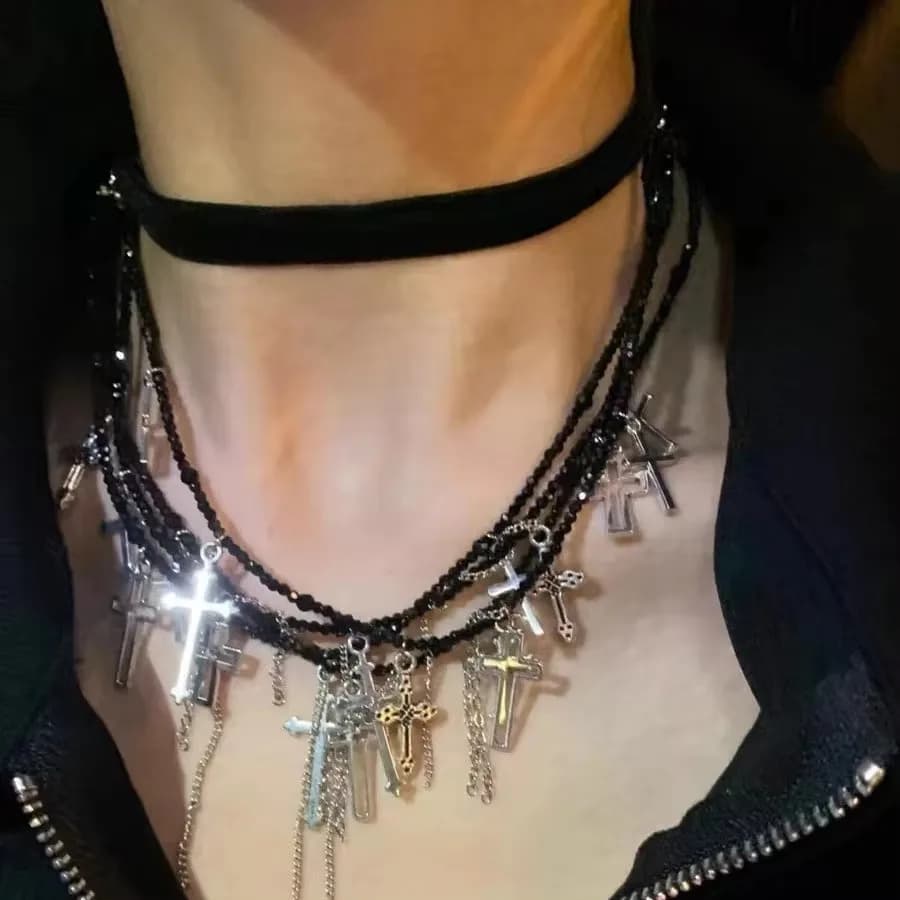 Necklace with cross-stitch pendant gothic for women and girls Necklace with hand-made multi-layered beads Bracelet Pchoker Set of dark punk jewelry