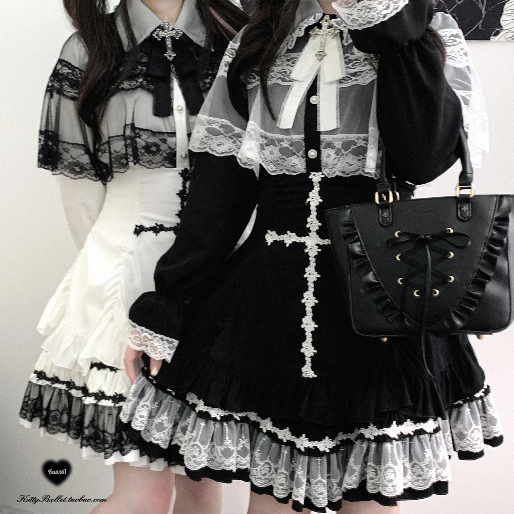 Gonna corta nera a vita alta Goth Dark Lolita per donna Design a pendolo in pizzo con motivo incrociato Primavera Estate Nuovo 2025