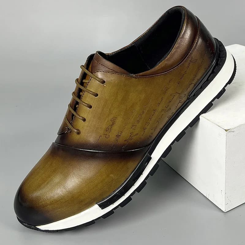Scarpe da ginnastica da uomo di design di marca di lusso in vera pelle con incisione laser di lettere stringate brogue oxford scarpe casual moda urbana per uomo