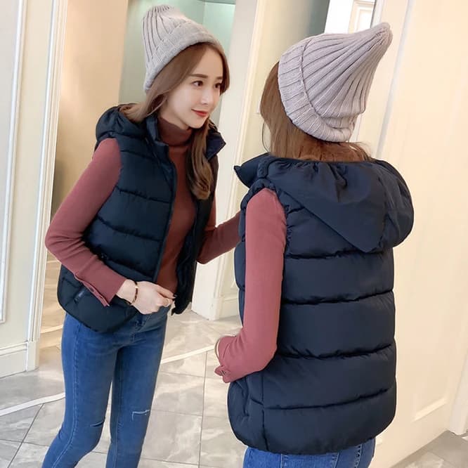 Cappotto da donna in piumino di cotone autunno inverno 2021 Le ragazze indossano gilet con cappuccio con cerniera casual per mantenere caldo e nero chiaro