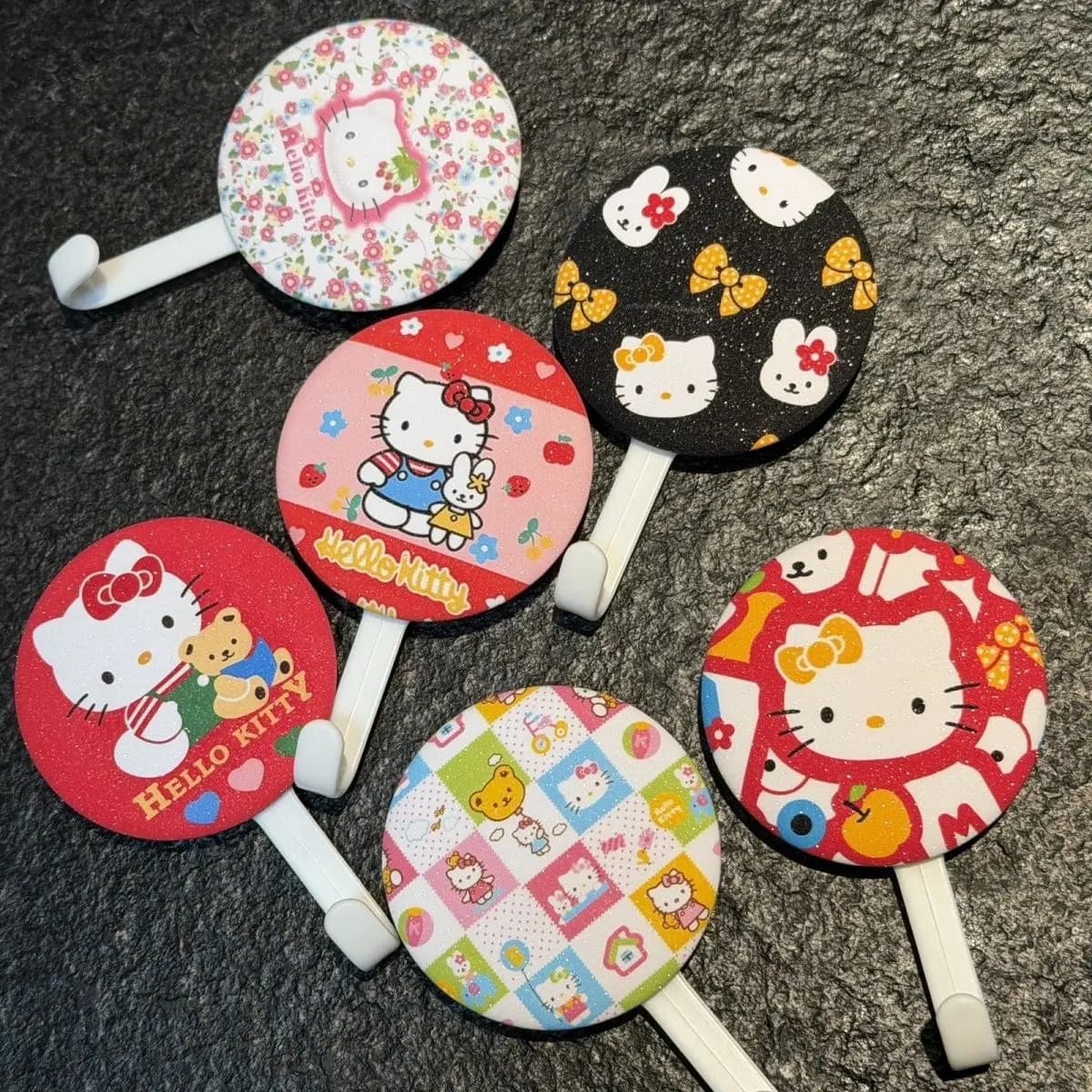 Gancio a ventosa con diamanti scintillanti Kawaii Hello Kitty, super carino, decorazione da parete per cucina e camera, accessori per cancelleria.