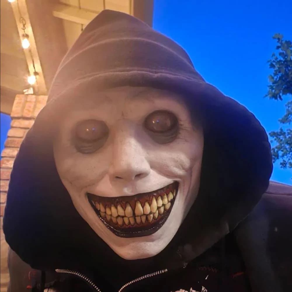L'esorcista sorridente maschera di plastica cosplay malvagio demoniaco fantasma viso maschere di teschio Halloween carnevale festa costume puntelli