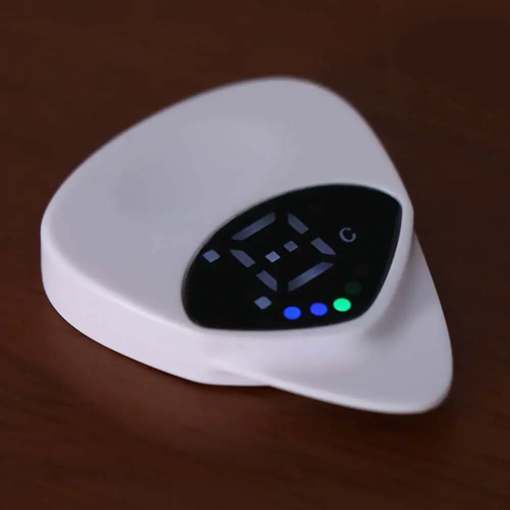 2-in-1 Guitar Pick&Tuner Real Time Monitoring Folk Guitar & Ukulele Tuner Professional Portable Electric Digital Tuner