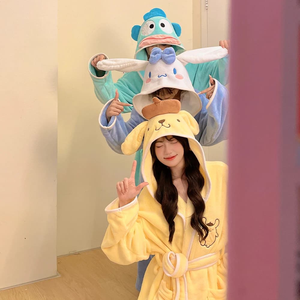 Anime Pompom Purins Cinnamoroll Girls Thicke Pajamas Mid-Length Nightgown Women Flange Plush Bathrobe Absorbing Homewear Yukata