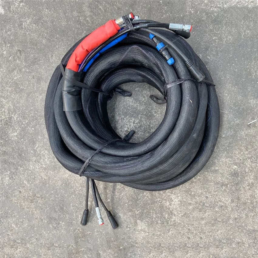 Accessori per macchine per schiuma spray ad alta pressione Tubo per schiuma in poliuretano PU Tubo per riscaldamento Tubo per riscaldatore 5700PSI 15 metri 3/8 pollici 9,5 mm