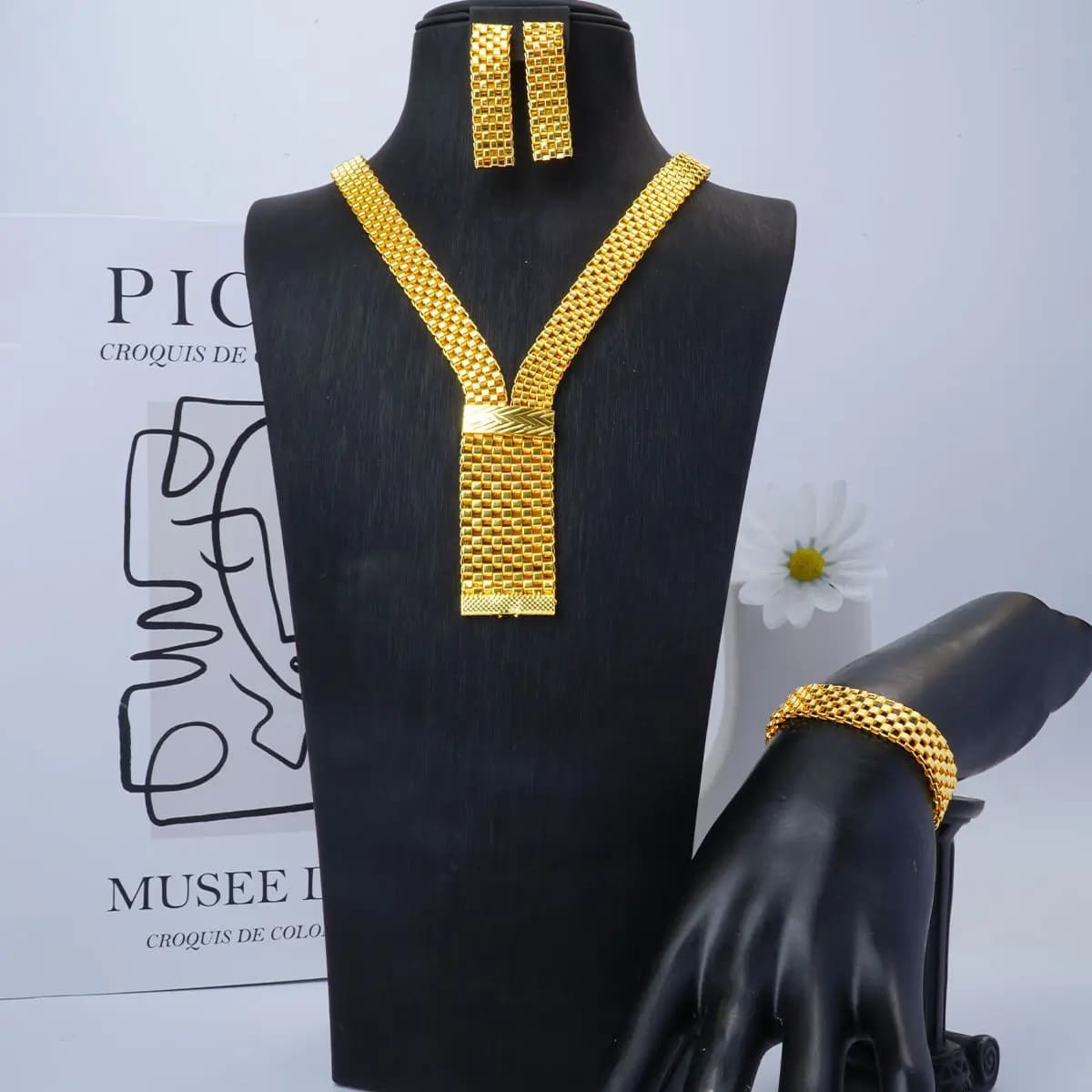 New UK 24K Gold Plated Necklace Earrings Bracelets High End Wedding Jewelry Set as a Gift for Women YY10853