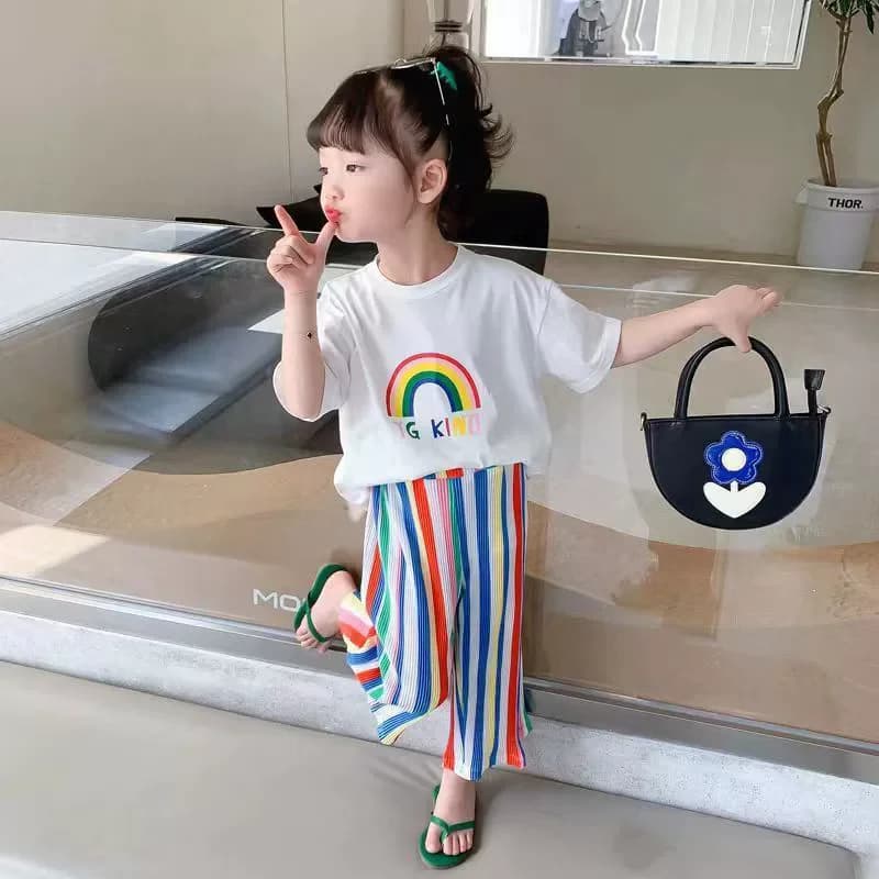 Set con stampa arcobaleno per ragazze, abiti estivi a maniche corte per bambini, t-shirt per bambini, top + pantaloni, 2 pezzi, abiti sottili per bambini da 1 a 8 anni