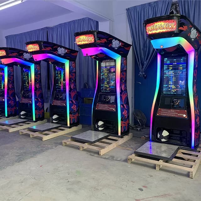 Macchina da gioco elettronica da boxe arcade per adulti, a gettoni, per pugni e calci, da interno - Prezzo