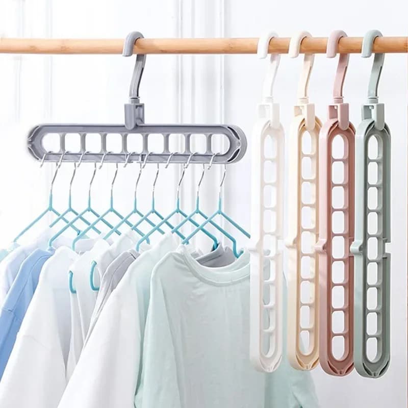 Nine-hole clothes hanger to store domestic clothes, with a hanging head that can rotate 360° ° To save space in the wardrobe