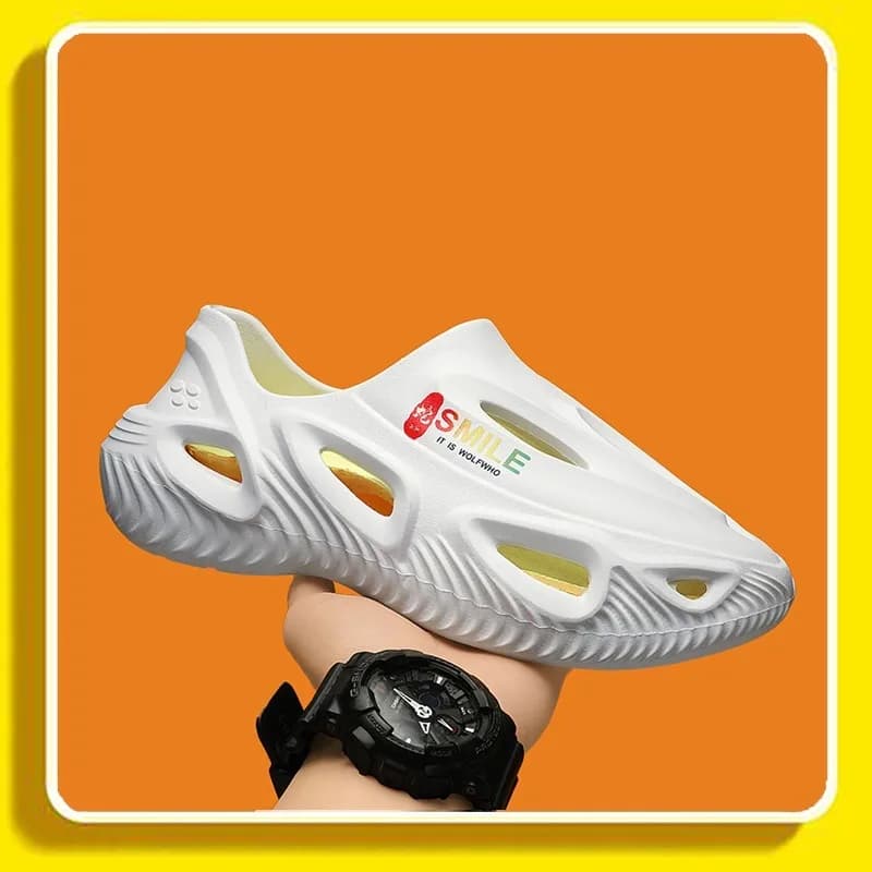 Nuovi Sandali EVA da Uomo e Donna, Scarpe da Giardino Morbide e Traspiranti, Ciabatte Designer con Fori, Sneakers da Spiaggia e Acqua, Slip-on in Schiuma