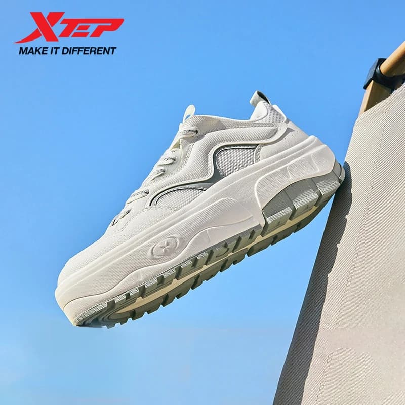 Xtep Scarpe da skateboard da donna 2025 Summer Street Style Scarpe da ginnastica comode e antiscivolo con rialzo in altezza 875218310003