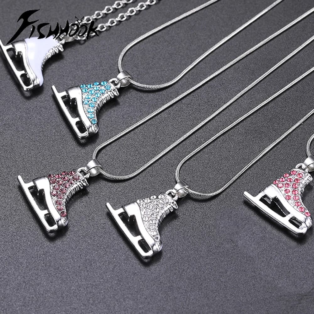 Collana con scarpe da skate sul ghiaccio 3D con zirconi, smalto bianco, lusso, blu, rosa, cristallo, famiglia, catena, coppia, ciondolo, regalo per uomini e donne, gioielli