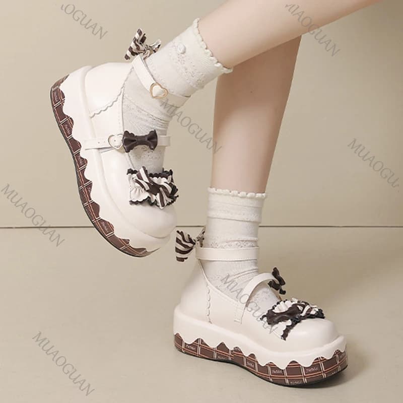 Autunno Nuovo Carino Dolce Lolita Mary Jane Scarpe per Le Donne Della Piattaforma Chunky Punta Rotonda Bowknot JK Lolita Studente di Moda Pompe In Pelle