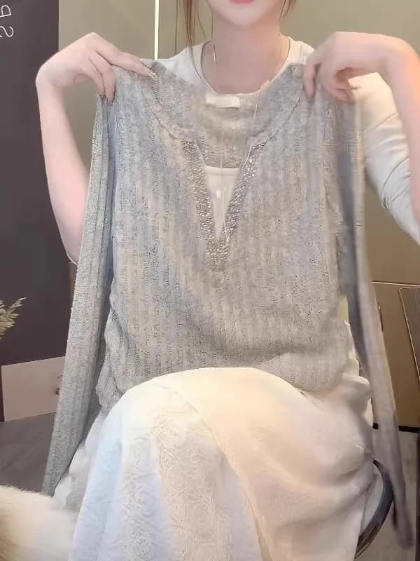 Maglietta Base Donna a Maniche Lunghe con Scollo a V Effetto Snellente, Collezione Primavera 2026, Taglie Forti, con Strass Scintillanti, Stile Casual