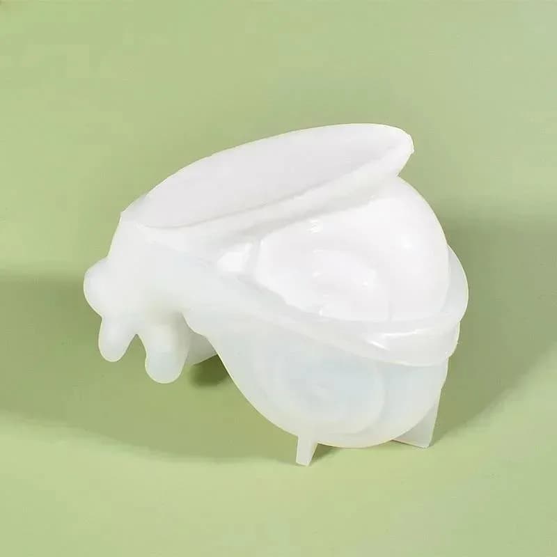 2026-new crystal epoxy resin mold cute snail animal silicone casting mold snail making home decor plaster mold