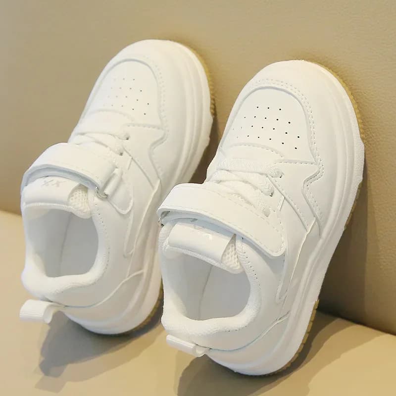 Scarpe sportive per bambini Primavera Autunno Bambini Sneaker basse Scarpe da lavagna piccole Scarpe casual con suola morbida Velcro Tinta unita