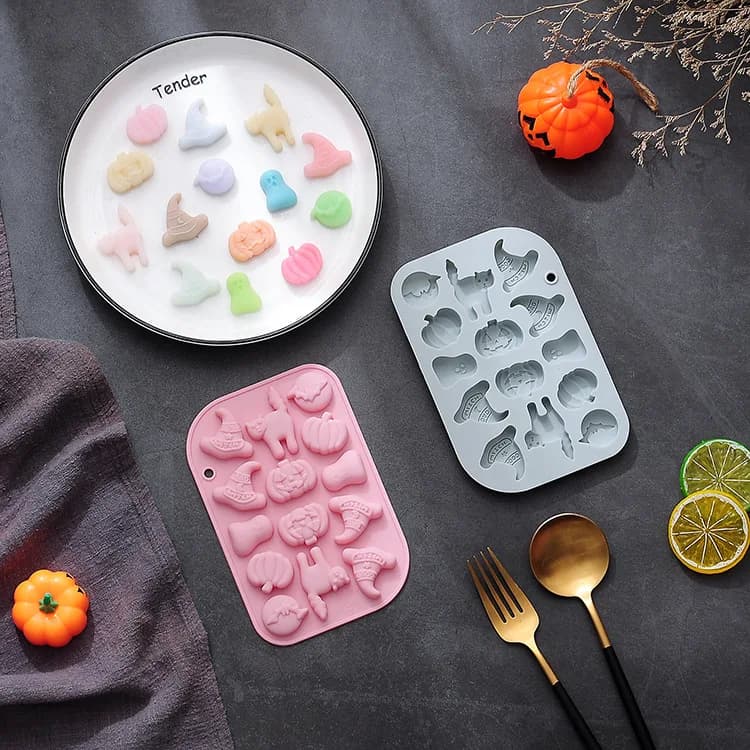 14 serie di stampi in silicone per Halloween con forme di gatti neri, zucca, fantasmi e altre forme, per dolci, torte e cioccolato