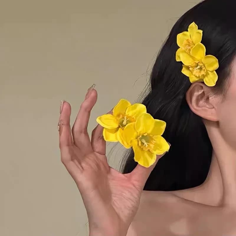 Fermagli per capelli gialli a doppio fiore, fermaglio laterale dolce, barretta per donna e ragazza, accessorio per capelli con fiore simulato per matrimonio in spiaggia