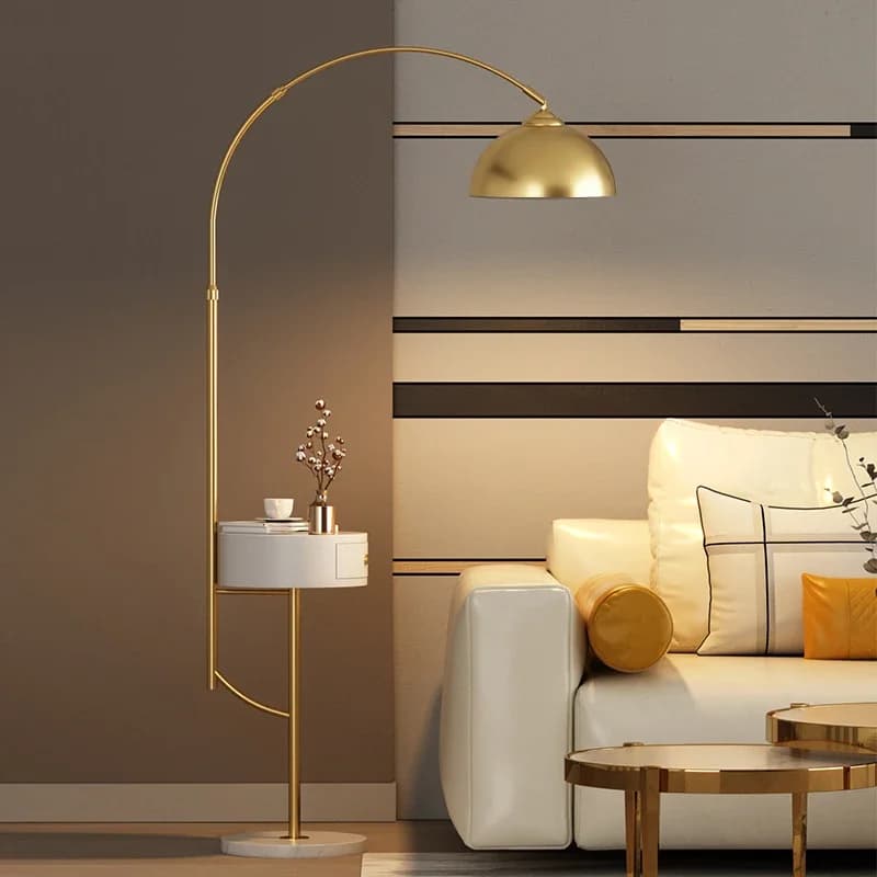 2023 Nuovo moderno moderno LED caricatore USB wireless lampada da terra in metallo nero oro con cassetto soggiorno accanto alla lampada da terra