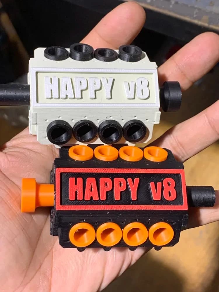 Stampa 3D V8 Modello di motore Portasigarette Tema auto Regalo creativo per uomini Accessorio per fumatori Decorazione unica Avviamento di conversazione