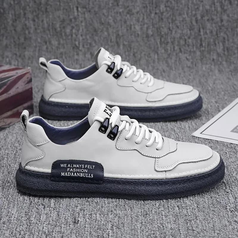 Scarpe Alla moda e comode antiscivolo 2023 Nuovi uomini Scarpe casual Palline da tennis Scarpe da ginnastica da uomo Scarpe da corsa da uomo di lusso popolari