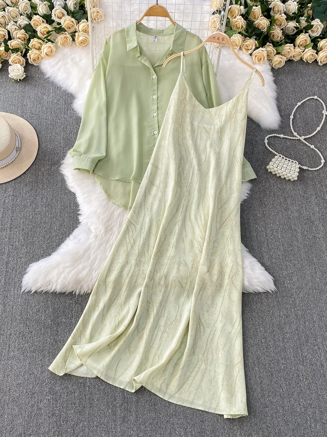 Fashionable Women's Summer Soft Pink Sun Protection Long Sleeve Shirt Set Casual Loose Printed Strap Dress Two-Piece Suit