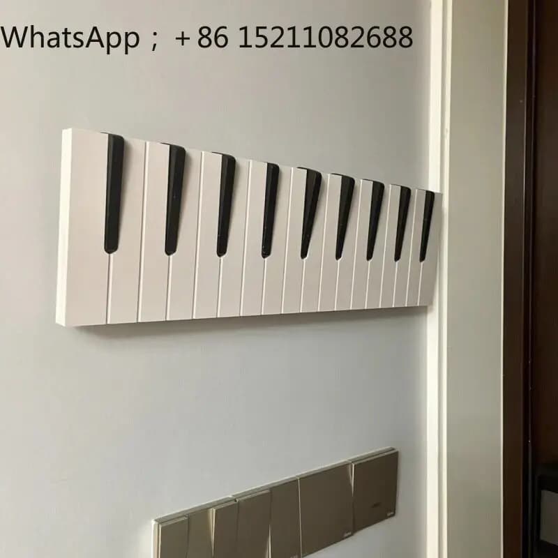 LLY button entrance household piano clothes key storage artifact suction cup hook no punching hat behind the door
