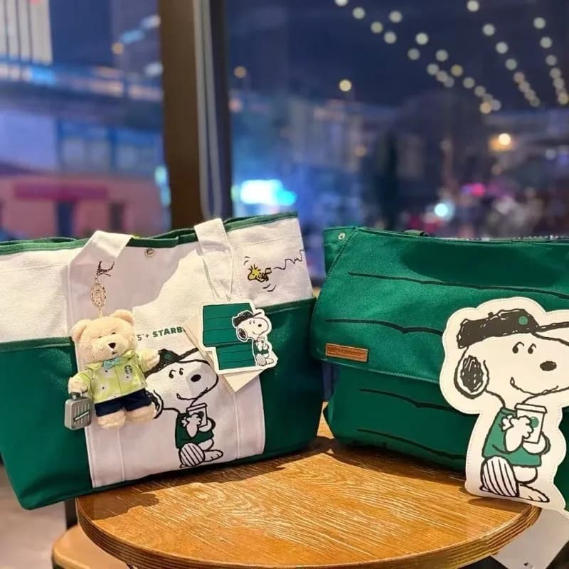 Japanese Cartoon Snoopy Tote Canvas Bag Kawaii Student Large Capacity Storage Bag Office Worker Single Shoulder Commuting Bag