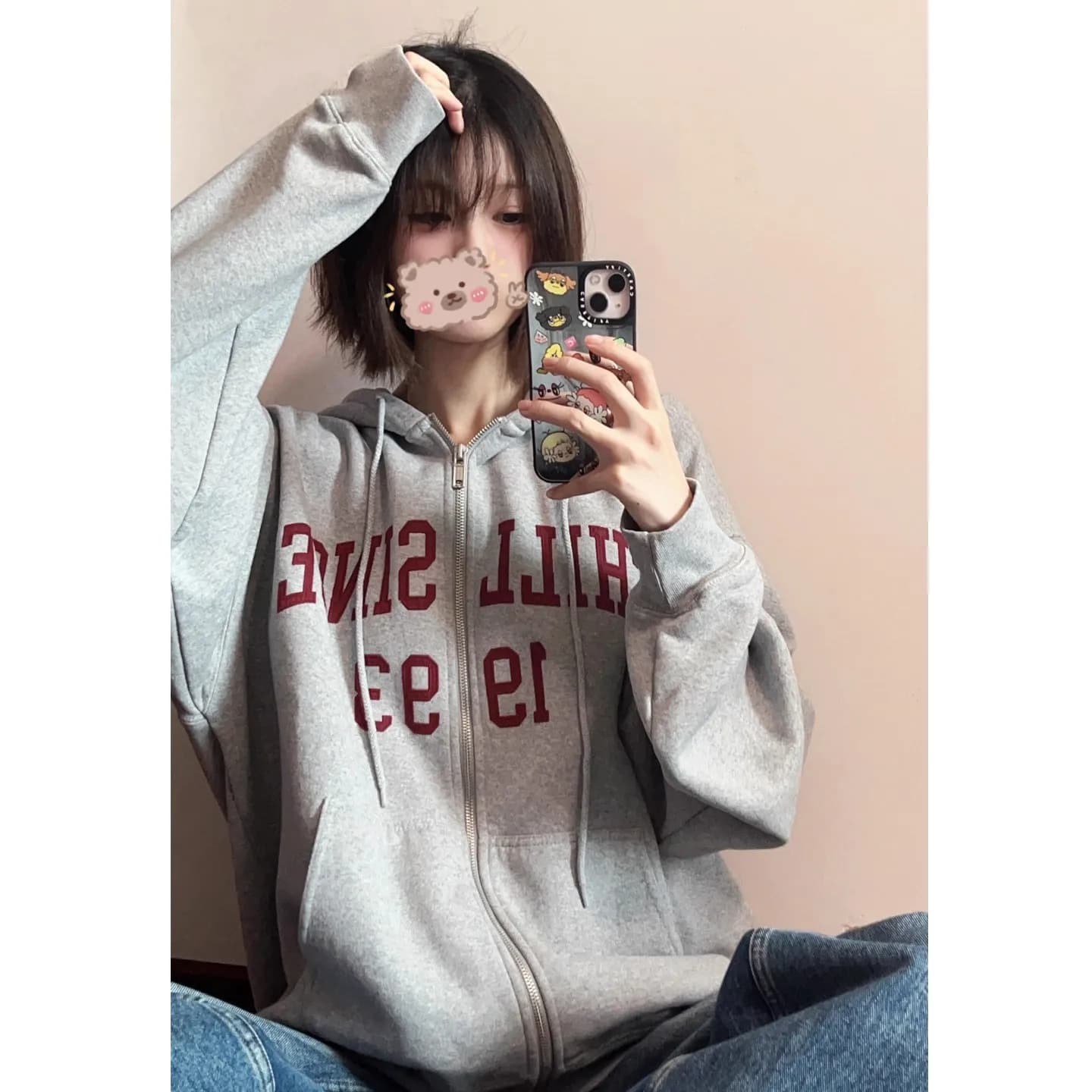 Felpa con Cappuccio Grigia con Lettere, Stile Casual e Comodo per Donna, Cardigan con Zip a Maniche Lunghe alla Moda Stile BM American Housewife Brandy