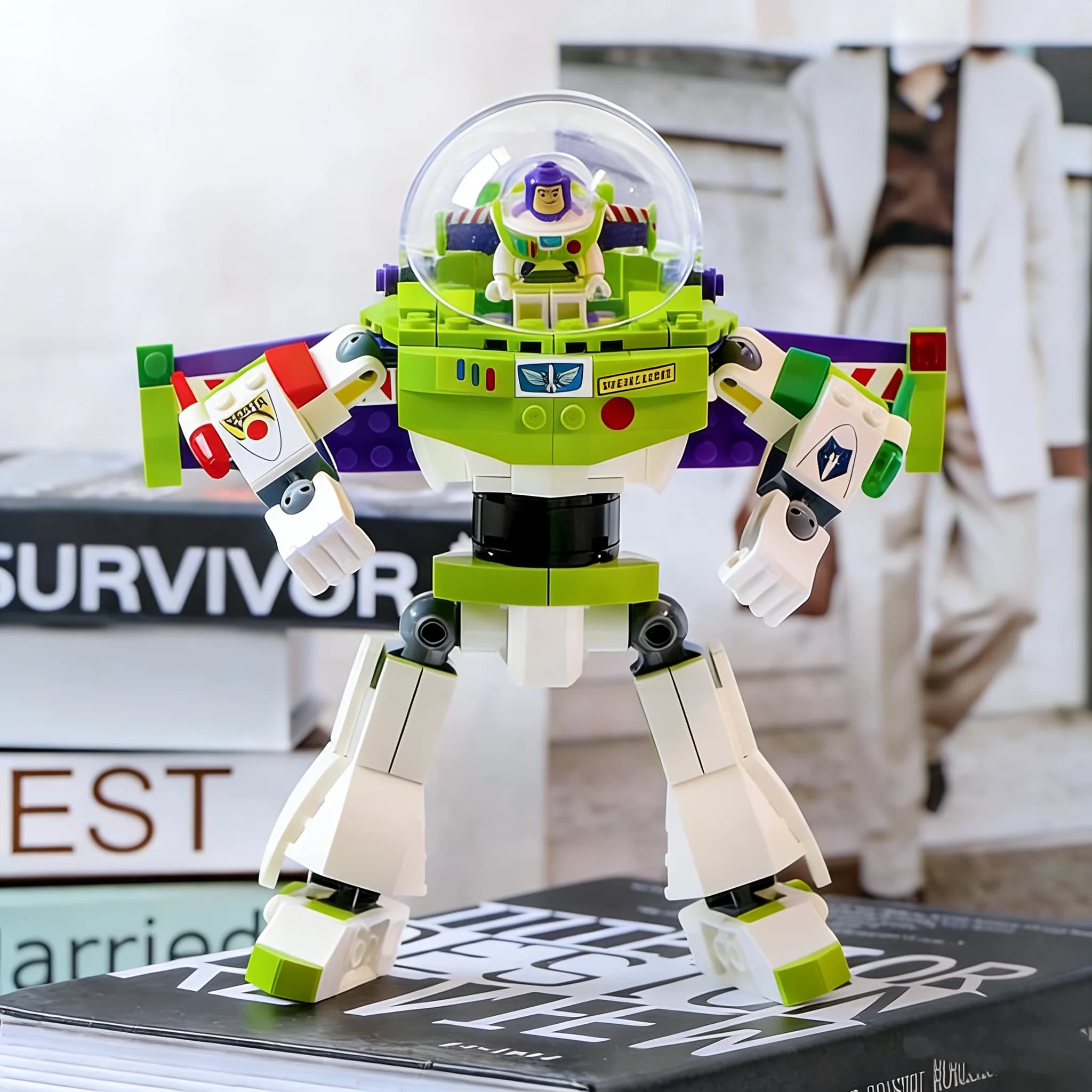 Set di 243 Pezzi Lightyear Astronauta Mecha Piccoli Uomini Verdi Alieni Blocchi Educativi da Costruzione Giocattolo per Bambini