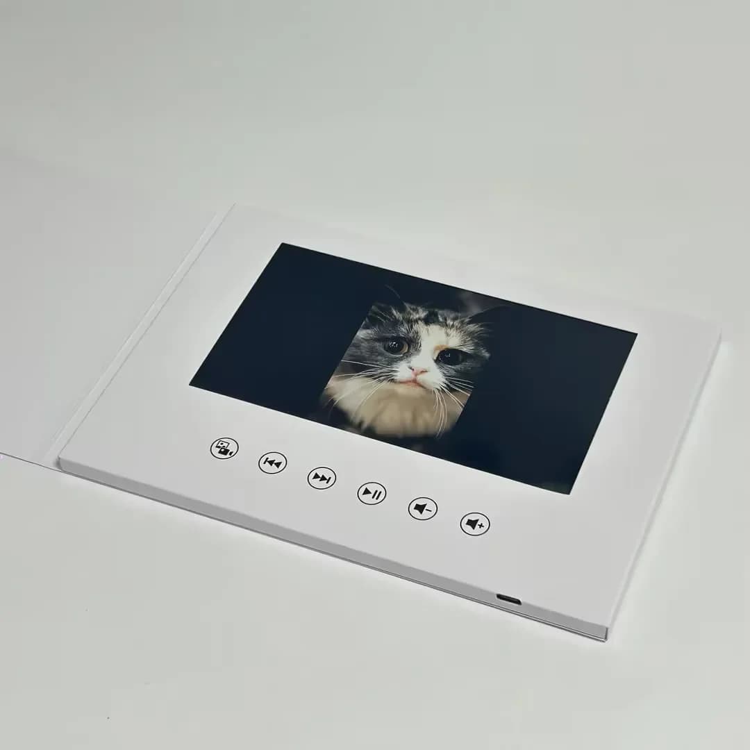 Biglietto d'auguri video di compleanno da 7 pollici con schermo LCD da 4GB, invito musicale, biglietto di auguri con video e foto caricabili, invito digitale per matrimonio, cornice digitale
